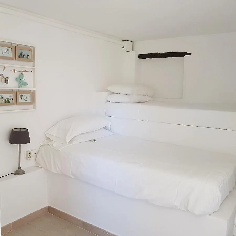 Country house Casa Naya Rural Guest House Sant Llorenc de Balafia Spain