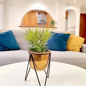 https://d4-design-relax-in-the-city.hotelsinnerja.org