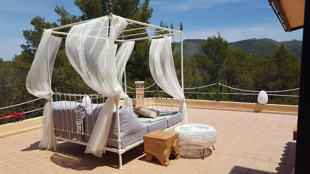 Country house Casa Naya Rural Guest House Sant Llorenc de Balafia