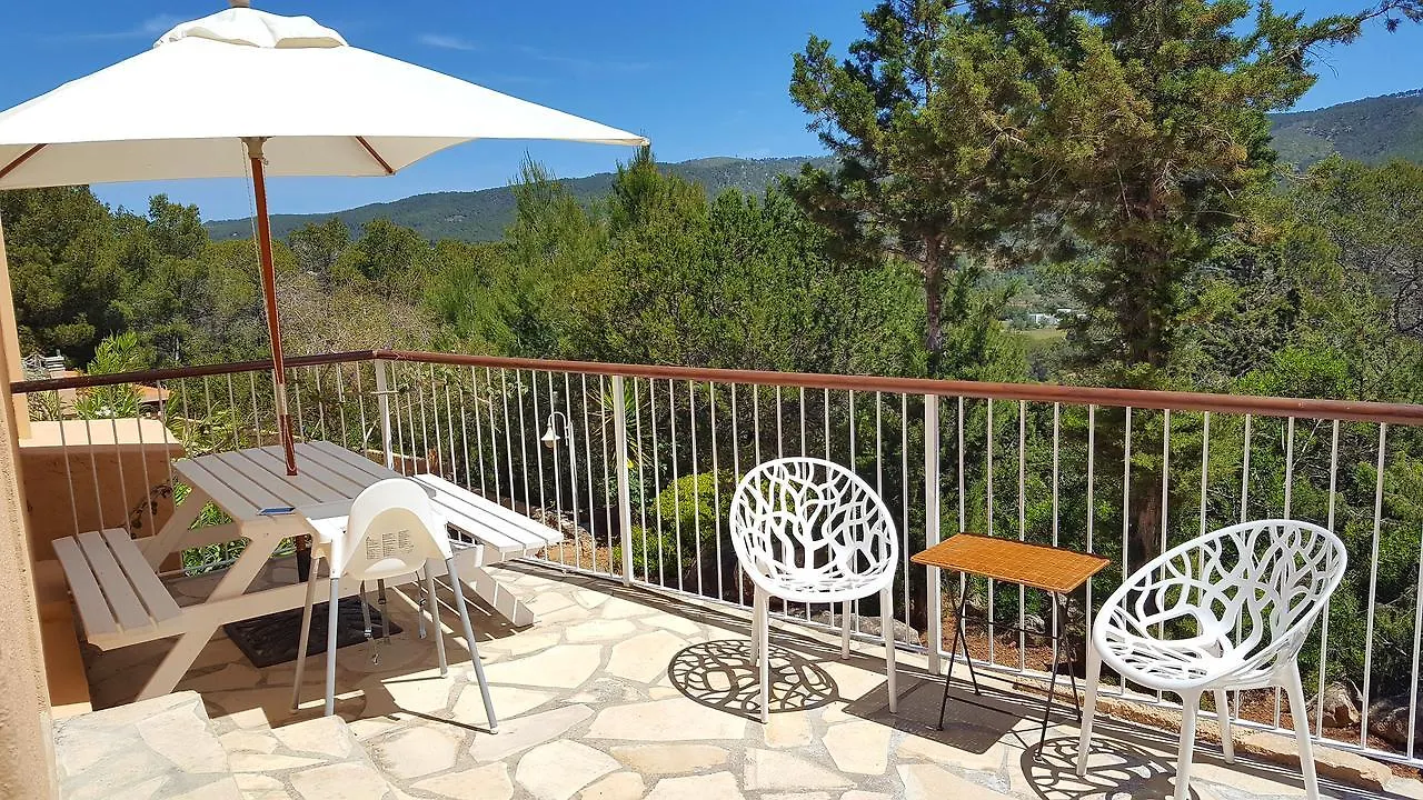 Country house Casa Naya Rural Guest House Sant Llorenc de Balafia