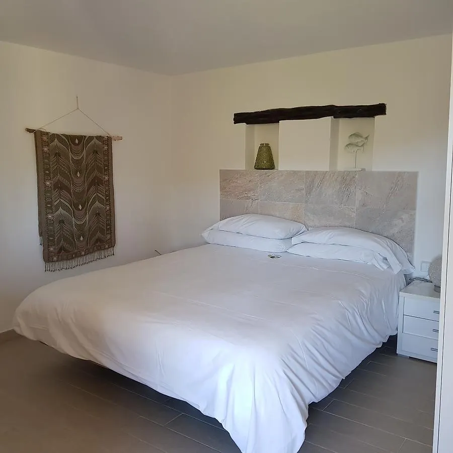 Casa Naya Rural Guest House Sant Llorenc de Balafia